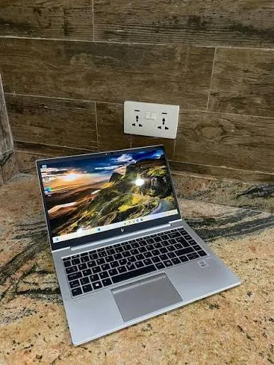 HP EliteBook 840 G7 Screen Replacement in Kenya